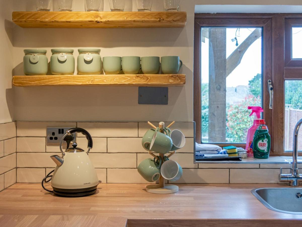 Pass The Keys Appletree Cottage - A Chic Seaside Home And Garden Whitstable Exteriör bild